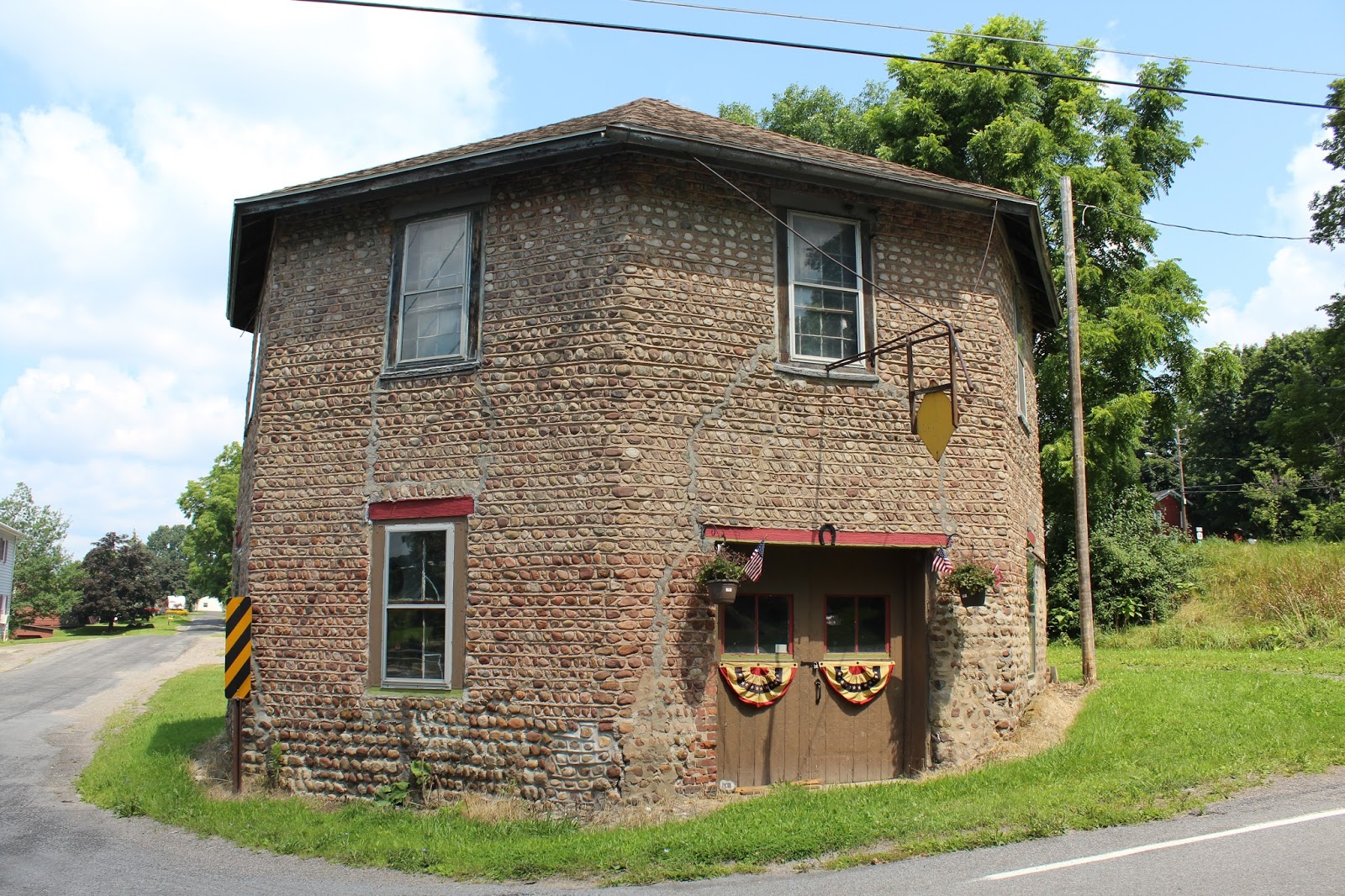 Alloway blacksmith shop